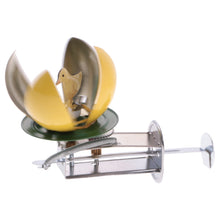 Load image into Gallery viewer, MS657 Vintage Chick/ Bird/ Duck in Shell Easter Egg Retro Wind-Up Spinning Tin Toy Collectible