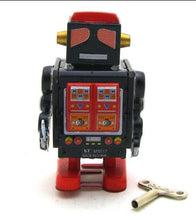 Load image into Gallery viewer, MS517 Mechanical Walking Black Robot Retro Clockwork Wind Up Tin Toy Collectible
