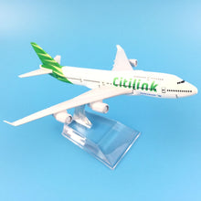 Load image into Gallery viewer, Citilink Airlines Indonesia Boeing 747 Airplane 16cm Diecast Plane Model