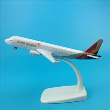 Load image into Gallery viewer, Asiana Airlines Airbus A320 Airplane 16cm Diecast Plane Model