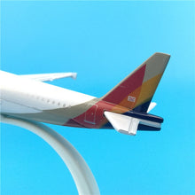 Load image into Gallery viewer, Asiana Airlines Airbus A320 Airplane 16cm Diecast Plane Model