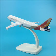 Load image into Gallery viewer, Asiana Airlines Airbus A320 Airplane 16cm Diecast Plane Model