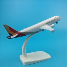 Load image into Gallery viewer, Asiana Airlines Airbus A320 Airplane 16cm Diecast Plane Model