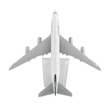 Load image into Gallery viewer, EVA Air Taiwan Boeing 747 Airplane 16cm Diecast Plane Model