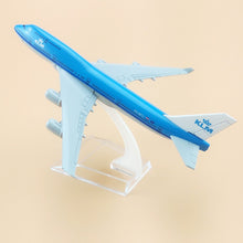 Load image into Gallery viewer, KLM Royal Dutch Airlines Boeing 747 Airplane 16cm Diecast Plane Model