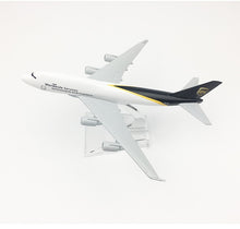 Load image into Gallery viewer, UPS Courier Cargo Boeing 747 Airplane 16cm Diecast Plane Model