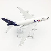 Load image into Gallery viewer, FedEx Express Airbus A380 Airplane 16cm Diecast Plane Model