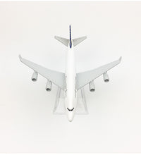 Load image into Gallery viewer, Philippines Airlines Boeing 747 Airplane 16cm Diecast Plane Model