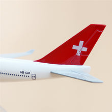 Load image into Gallery viewer, Swiss Air Airlines Boeing 747 Airplane 16cm Diecast Plane Model