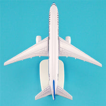 Load image into Gallery viewer, China Southern Airlines Boeing 777 Airplane 16cm Diecast Plane Model