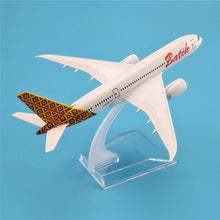 Load image into Gallery viewer, Batik Indonesia Airlines Boeing 787 Airplane 16cm DieCast Plane Model