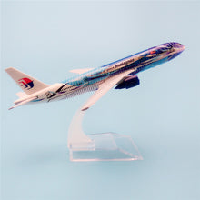 Load image into Gallery viewer, Malaysia Airlines Boeing 777 Freedom of Space Airplane 16cm DieCast Plane Model
