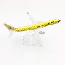 Load image into Gallery viewer, Nok Air Thailand Boeing 737 Airplane 16cm DieCast Plane Model (Choose Color)