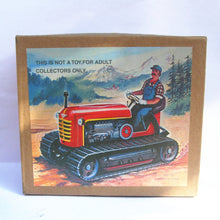 Load image into Gallery viewer, MS356 Vintage Farm Tractor with Farmer Retro Clockwork Wind Up Tin Toy Collectible