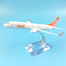 Load image into Gallery viewer, GOL Airlines Brazil Boeing 737 Airplane 16cm Diecast Plane Model