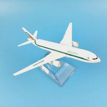 Load image into Gallery viewer, Alitalia Italy Airlines Boeing 777 Airplane 16cm Diecast Plane Model