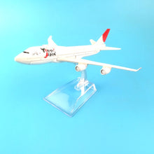 Load image into Gallery viewer, JAL Japan Airlines YoKoSo Boeing 747 Airplane 16cm DieCast Plane Model