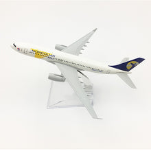 Load image into Gallery viewer, Mongolian Airlines Boeing 767 JU-1021 Airplane 16cm Diecast Plane Model