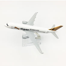 Load image into Gallery viewer, Tiger Airways A320 Airbus Airplane 16cm Diecast Plane Model