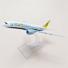 Load image into Gallery viewer, Royal Brunei Airlines Boeing 787 Airplane 16cm Diecast Plane Model