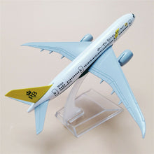 Load image into Gallery viewer, Royal Brunei Airlines Boeing 787 Airplane 16cm Diecast Plane Model