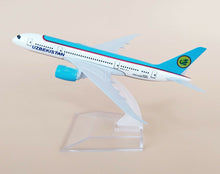 Load image into Gallery viewer, Uzbekistan Airways Dreamliner Boeing 787 Airplane 16cm Diecast Plane Model