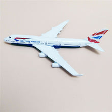 Load image into Gallery viewer, British Airways Boeing 747 G-CIVN Airplane 16cm Diecast Plane Model