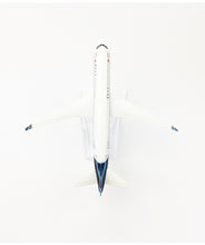 Load image into Gallery viewer, China Qingdao Airlines Airbus A320 B-9955 Airplane 16cm DieCast Plane Model