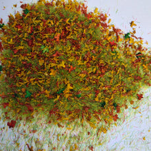 Load image into Gallery viewer, Miniature Static Grass Flock with Leaf Scatter, Diorama Terrain, Model Railway &amp; Wargaming Scenery
