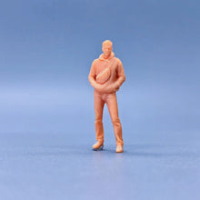 Load image into Gallery viewer, Crossbody Bag Sweater Man Miniature Unpainted Figure 1/64 1/50 1/43 1/35 1/24 1/18 Scale Model Scene Layout Accessories Diorama Supplies
