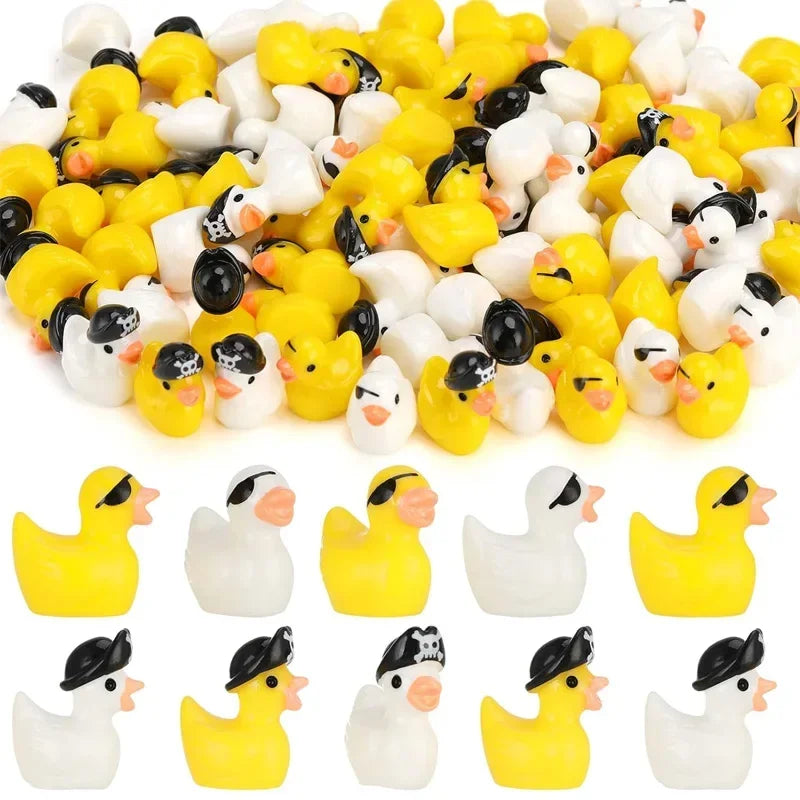 20/40pcs Mixed Mini Pirate Ducks, Cute Resin Miniature Figurines for Fairy Garden, Micro Landscape, DIY Crafts, Potted Plant Decoration