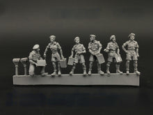 Load image into Gallery viewer, WWII British Soldiers 6 People Miniature Unpainted Resin Figure 1/72 Scale Unassembled Model
