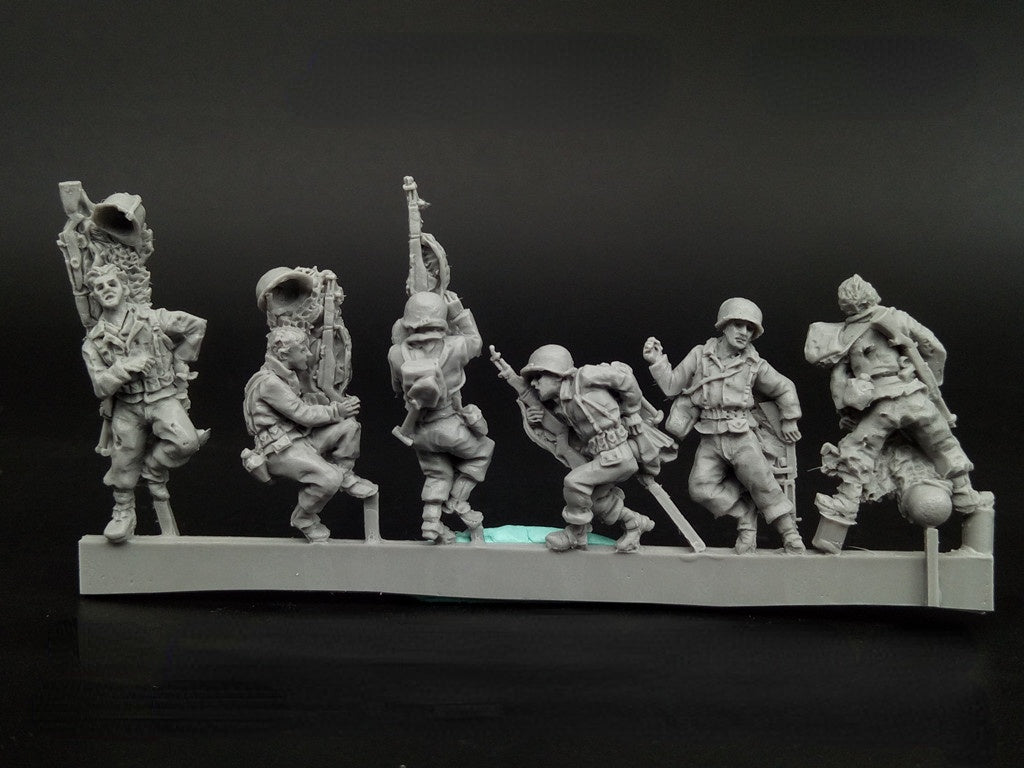 WWII U.S. Soldiers Falling 6 People Miniature Unpainted Resin Figure 1 ...