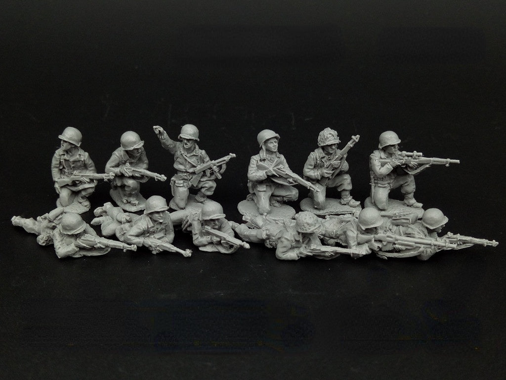 WWII US Infantry Combat Squad 12 Soldiers Set Miniature Unpainted Resin Figure 1/72 Scale Unassembled Model