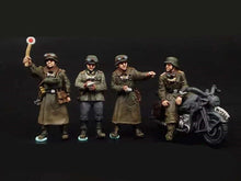 Load image into Gallery viewer, WWII Soldier 4 People and Motorcycle Miniature Unpainted Resin Figure 1/72 Scale Unassembled Model
