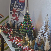 Load image into Gallery viewer, 30pcs Miniature Bottle Brush Christmas Trees with Snow in 5 Sizes with Wooden Bases for Tabletops, Windowsills, Party Décor, and DIY crafts
