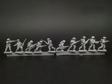 Load image into Gallery viewer, WWII British Army Combat Team Soldiers 10 People Miniature Unpainted Resin Figure 1/72 Scale Unassembled Model
