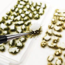 Load image into Gallery viewer, Miniature Snow Grass Cluster Tuft Models Railway Train Layout DIY Sand Table Dollhouse Garden Landscape Terrarium Diorama Craft Supplies
