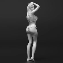 Load image into Gallery viewer, Sexy Bikini Girl Unpainted Resin Figure 1/35 1/24 1/12 Scale Unassembled Model
