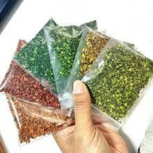 Load image into Gallery viewer, 33ml Miniature Model Leaves for Dioramas, Railway Scenery, Fairy Garden, Terrain, DIY Landscape Supplies
