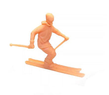 Load image into Gallery viewer, Unpainted 1/64 1/87 Resin Miniature Sports Figures Skiing &amp; Skateboard Models for Diorama, Train Layout, DIY Painting Projects
