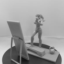 Load image into Gallery viewer, Fitness Sports Girl Unpainted Resin Figure 1/24 Scale Unassembled Model
