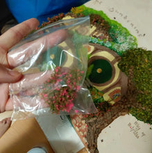 Load image into Gallery viewer, Miniature Flower Bush Scenery Material 6g Diorama Landscape Grass for Model Railway Garden Scene DIY projects
