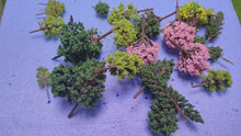 Load and play video in Gallery viewer, 30pcs Miniature Model Trees Mixed Sizes for Diorama Model Railway Landscape Scenery DIY Craft
