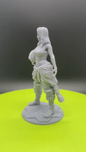 Load and play video in Gallery viewer, Rebel Pilot Female Unpainted Resin Figure 1/18 Scale Unassembled Model
