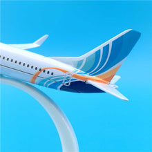 Load image into Gallery viewer, Fly Dubai Airlines Boeing 737 Airplane 16cm Diecast Plane Model
