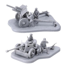 Load image into Gallery viewer, WWII German PAK40 / Russian Soviet M30 M1938 Howitzer Artillery Gun Plastic 1:72 Model Kit (Choose Style)
