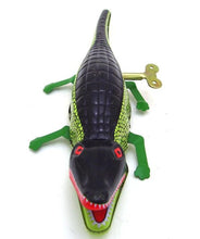 Load image into Gallery viewer, MS224 Inertia Crocodile Retro Clockwork Wind Up Tin Toy Collectible
