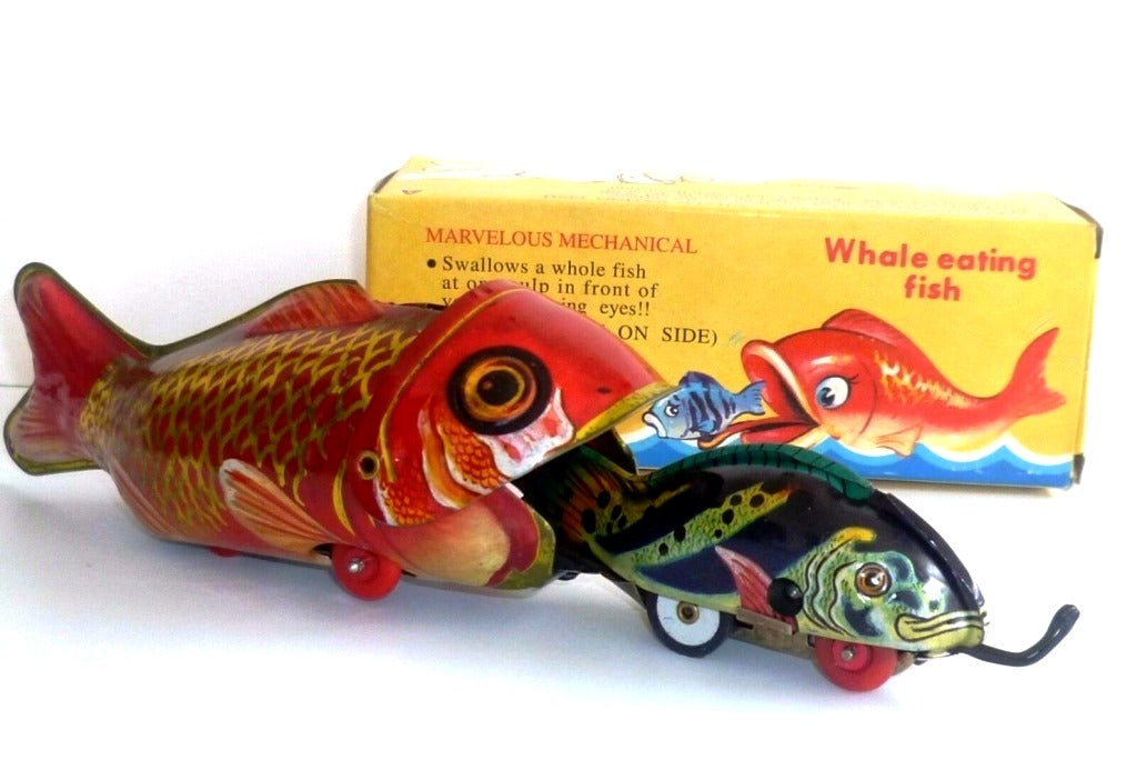 MS229 Whale Eating Fish Retro Vintage Style Collectible Tin Toy Collectble