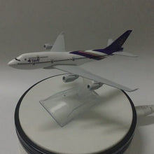 Load and play video in Gallery viewer, Thai Airways Boeing 747 Airplane 16cm Diecast Plane Model
